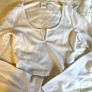 ARITZIA TNA WAFFLE NOTCH LONG SLEEVE